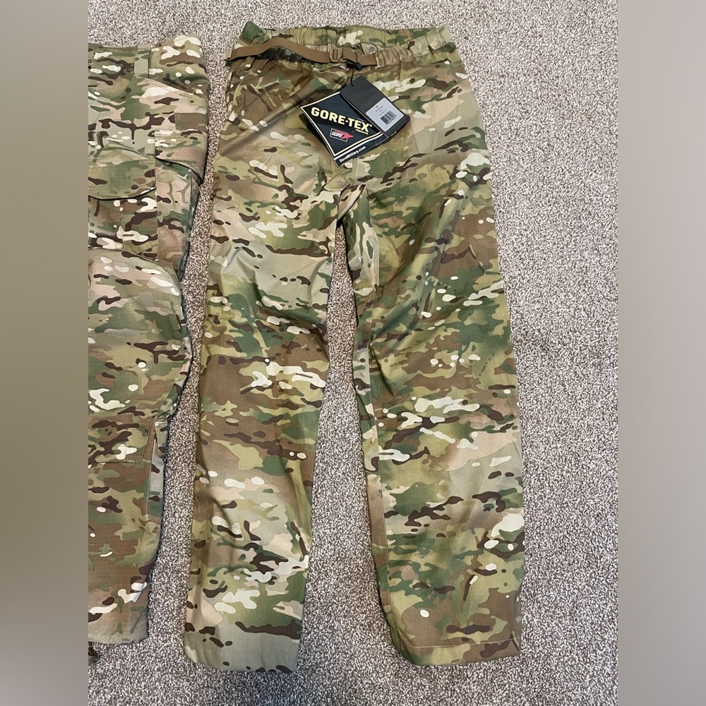 NWT RARE Beyond Clothing Military Issued A6 Gore-Tex Rain Pant in Multicam - Med